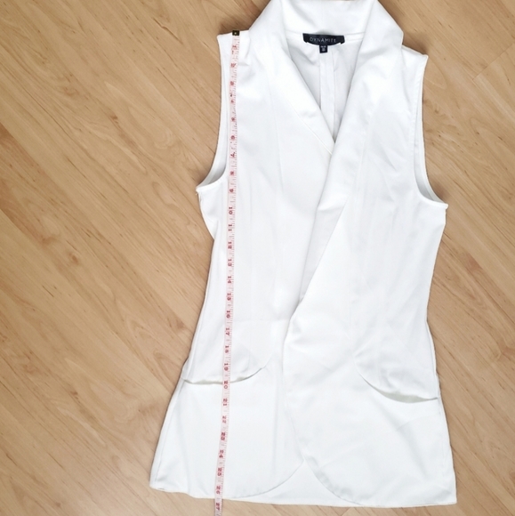 Dynamite white flowy vest in XS - Picture 2 of 4